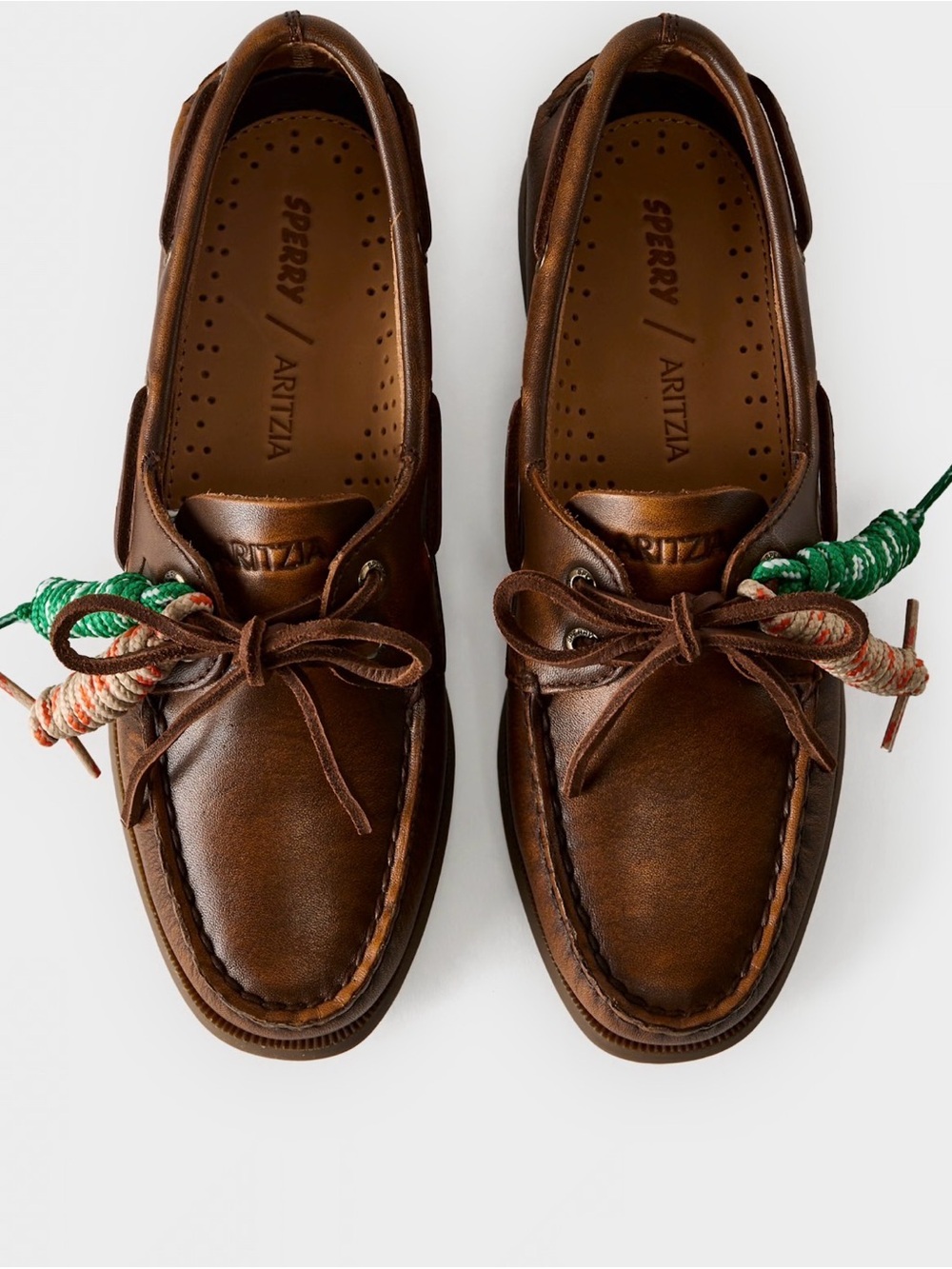 Aritzia Distressed Choc Brown Leather Women's Boat Loafers